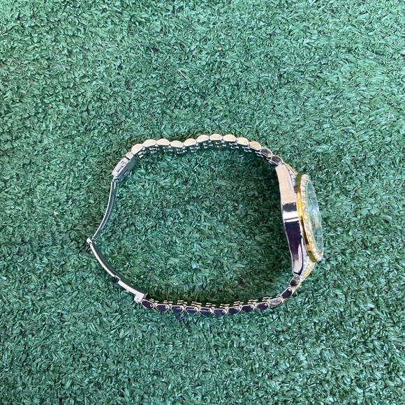 Diamond watch - Picture 7 of 7